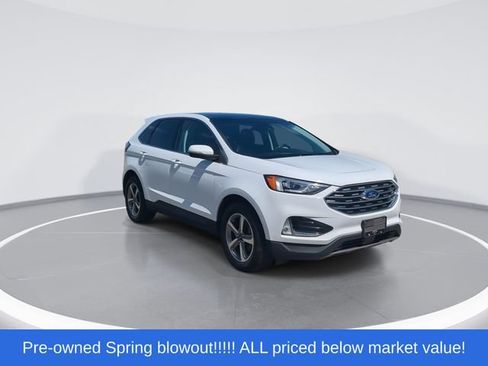 Used 2020 Ford Edge SEL w/ Convenience Package FWD image 2