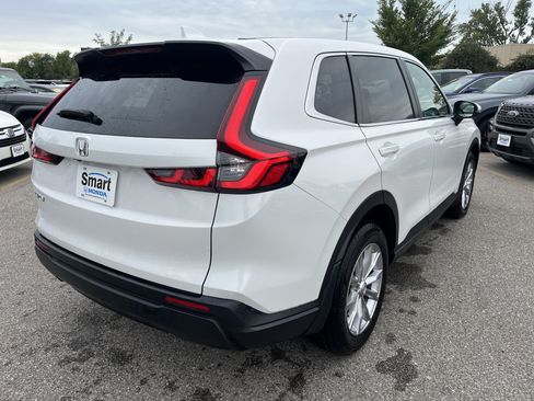 Certified 2024 Honda CR-V EX image 5