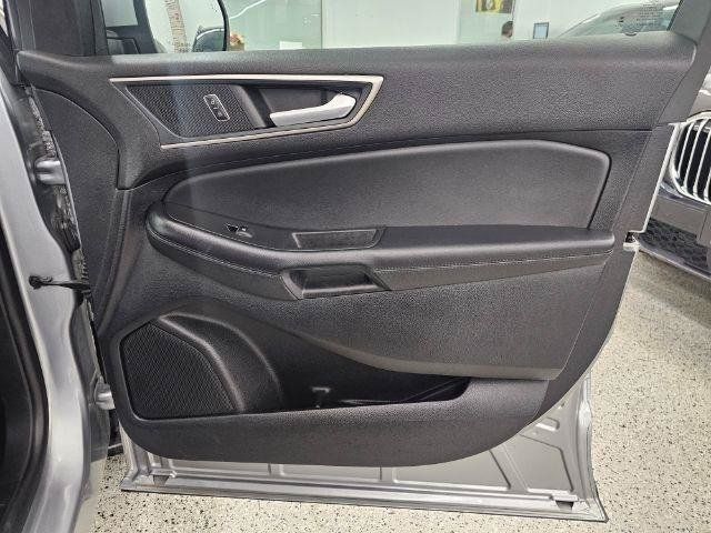 Used 2024 Ford Edge SEL AWD/4WD image 35