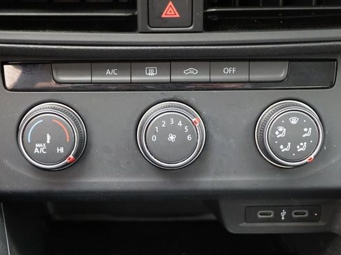 Used 2021 Volkswagen Jetta S w/ Driver Assistance Package image 23