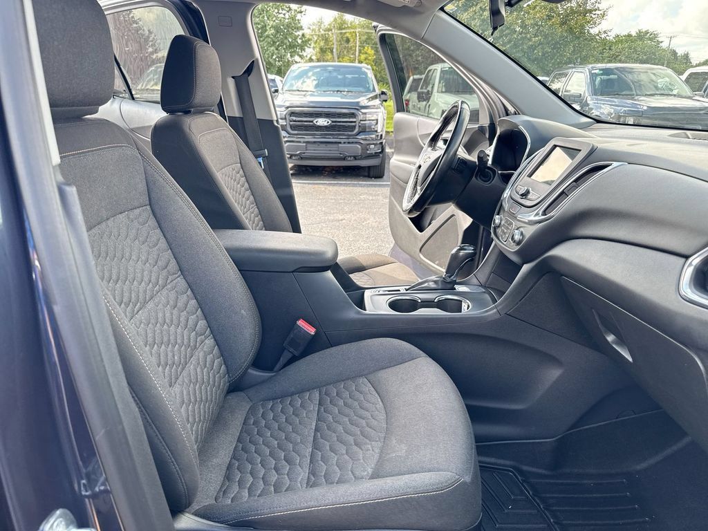 Used 2019 Chevrolet Equinox LT FWD image 21