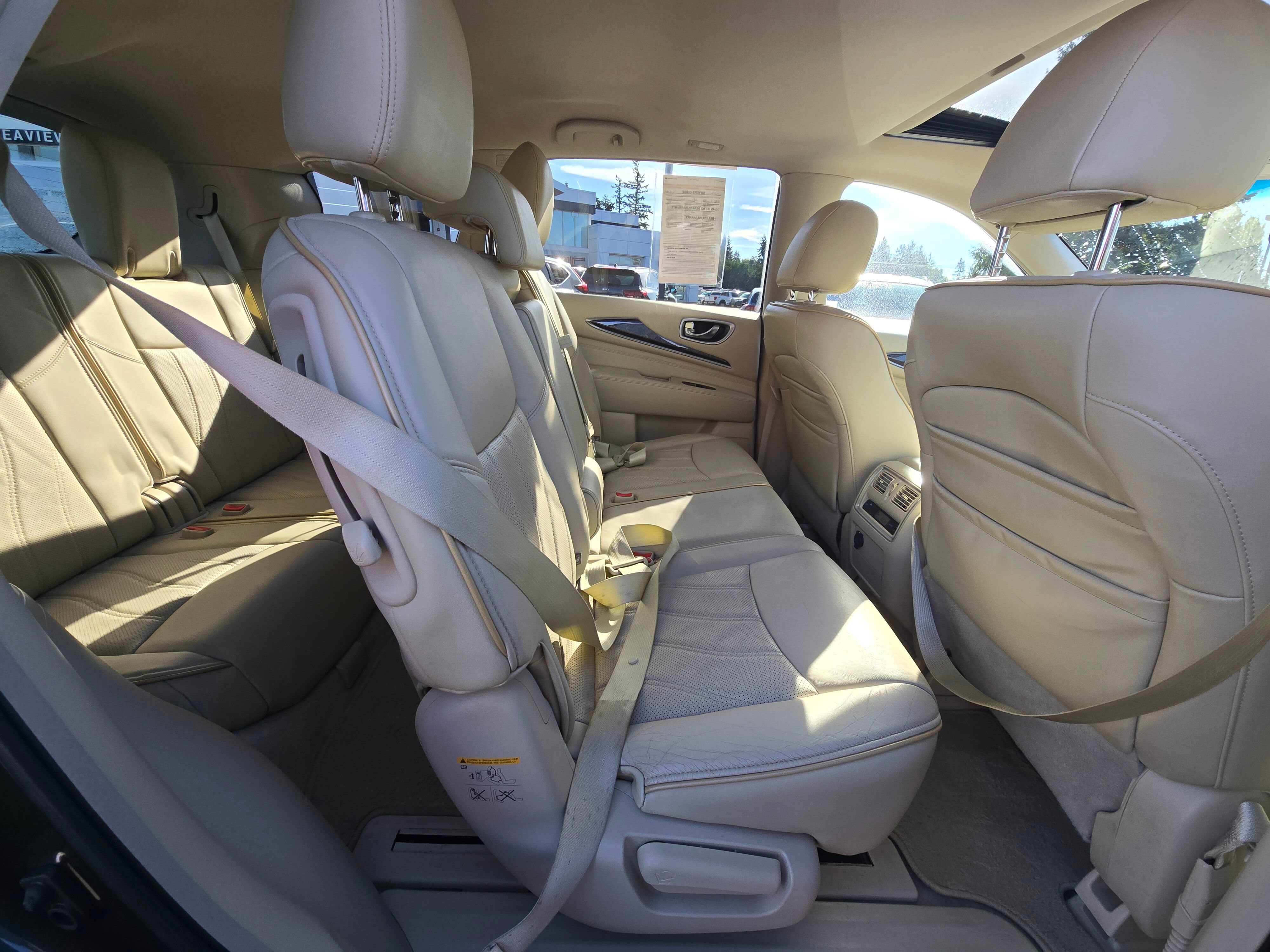 Used 2014 INFINITI QX60 Luxe w/ Premium Plus Package AWD/4WD image 12