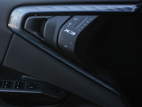 Used 2025 BMW X3 M50 image 15