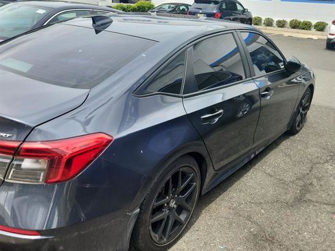 Used 2023 Honda Civic Sport image 3