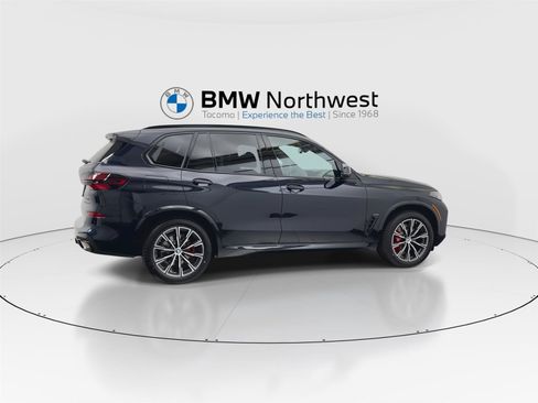 New 2026 BMW X5 xDrive40i w/ M Sport Package AWD/4WD image 4