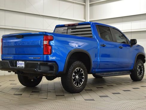 Used 2022 Chevrolet Silverado 1500 ZR2 w/ Technology Package AWD/4WD image 8
