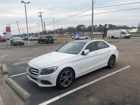 Certified 2017 Mercedes-Benz C 300 Sedan image 3