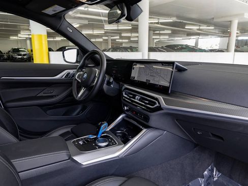 Certified 2023 BMW i4 M50 image 31