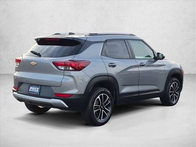 Used 2025 Chevrolet TrailBlazer LT AWD/4WD image 5