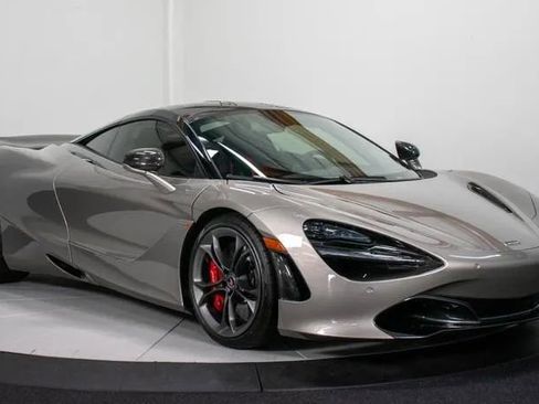 Used 2018 McLaren 720S RWD image 1