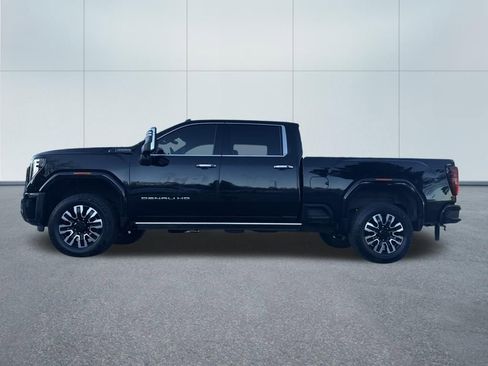 Used 2024 GMC Sierra 2500 Denali Ultimate image 4