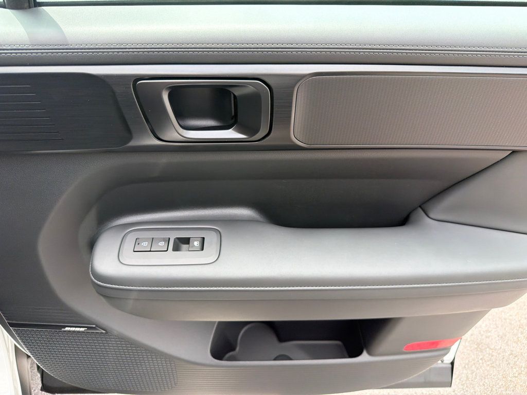 New 2026 Hyundai Santa Fe Calligraphy FWD image 15