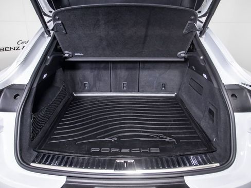 Used 2023 Porsche Cayenne Coupe AWD/4WD image 8