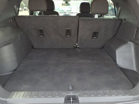 Used 2023 Chevrolet Equinox LT AWD/4WD image 7