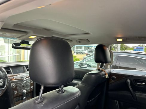 Used 2017 INFINITI QX80 2WD image 31