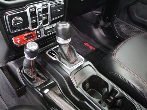 Used 2020 Jeep Gladiator Rubicon image 14