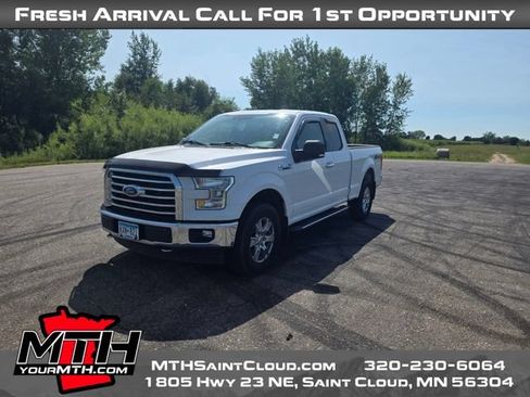 Used 2017 Ford F150 XLT w/ Equipment Group 301A Mid AWD/4WD image 4