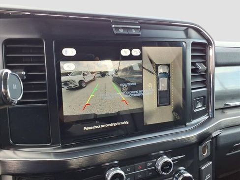 New 2026 Ford F250 Lariat w/ Black Appearance Package image 17