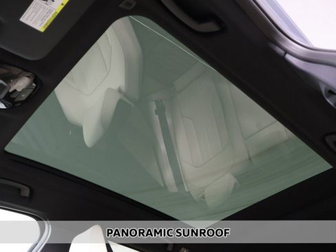 Used 2026 BMW X3 xDrive30 w/ M Sport Package image 3