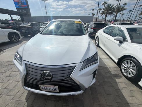 Used 2018 Lexus RX 350 FWD w/ Premium Package image 3