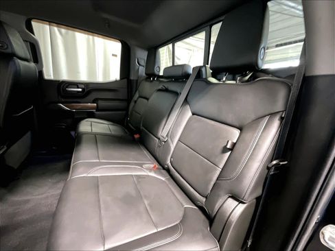 Used 2020 Chevrolet Silverado 1500 LT Trail Boss w/ Midnight Edition image 15