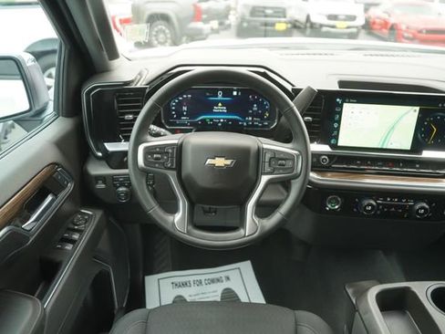 Used 2023 Chevrolet Silverado 1500 LT AWD/4WD image 21