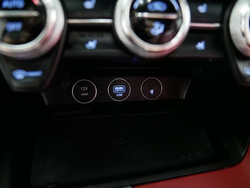 Used 2023 Genesis G70 2.0T w/ Sport Prestige Package AWD/4WD image 29