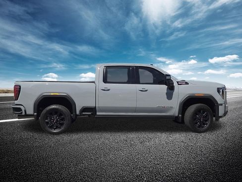Used 2024 GMC Sierra 2500 AT4 w/ AT4 Premium Plus Package AWD/4WD image 24