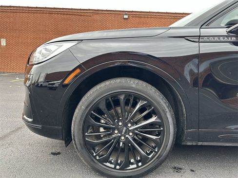 Certified 2023 Lincoln Corsair Reserve w/ Equipment Group 201A image 19