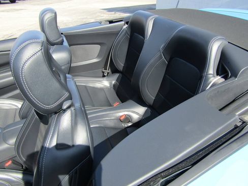 Used 2025 Ford Mustang GT Premium RWD image 21