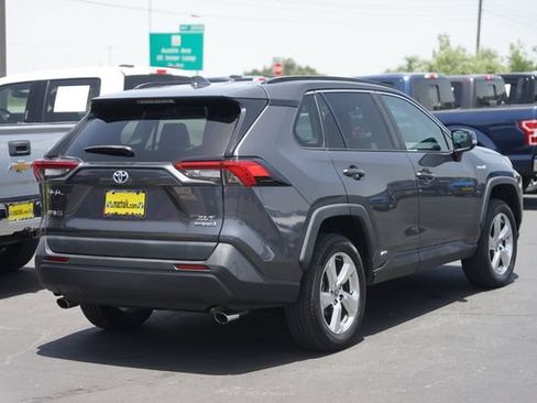 Used 2021 Toyota RAV4 XLE Premium AWD/4WD image 6