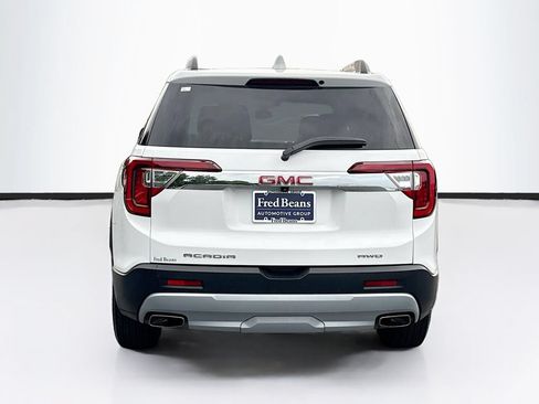 Used 2023 GMC Acadia SLT AWD/4WD image 8