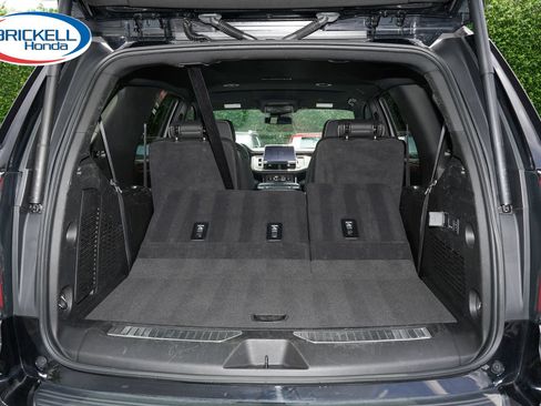 Used 2024 Chevrolet Tahoe Premier RWD image 10