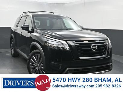 Used 2023 Nissan Pathfinder SL w/ SL Premium Package