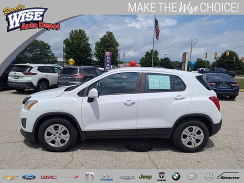 Used 2016 Chevrolet Trax LS FWD image 6