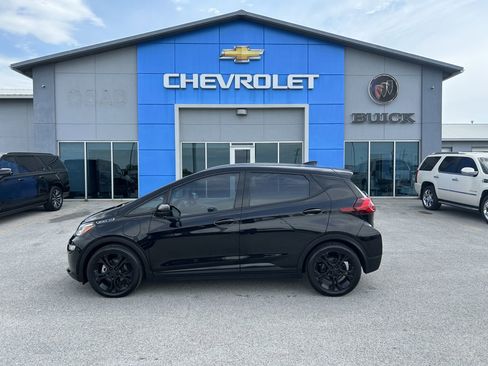 Used 2020 Chevrolet Bolt LT FWD image 3
