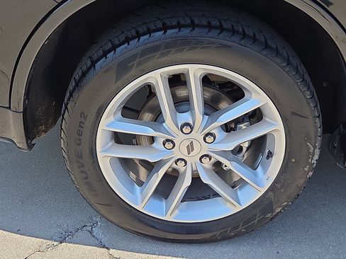 Used 2024 Dodge Durango GT AWD/4WD image 7