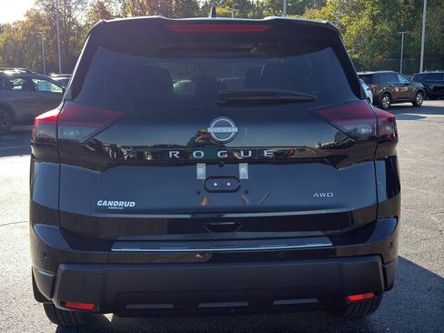 New 2026 Nissan Rogue SV w/ SV Premium Package image 7