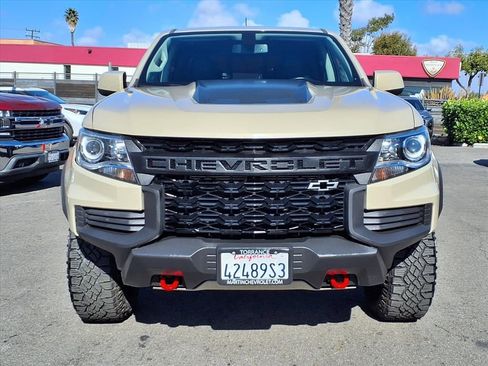 Used 2022 Chevrolet Colorado ZR2 image 2