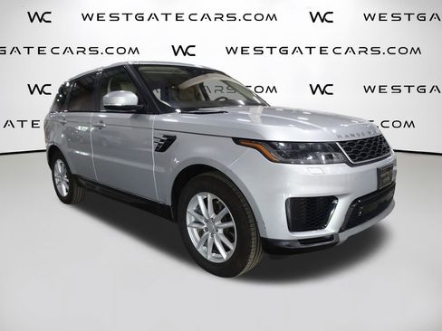 Used 2018 Land Rover Range Rover Sport SE image 2