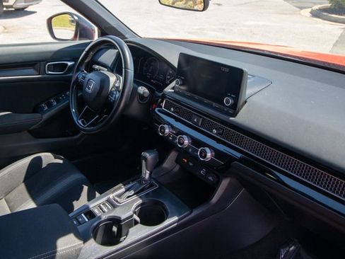 Used 2023 Honda Civic Sport image 18