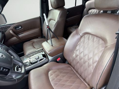 Used 2022 Nissan Armada Platinum w/ Captain's Chairs Package RWD image 33