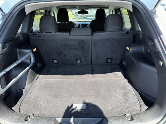 Used 2016 Jeep Cherokee Latitude AWD/4WD image 14