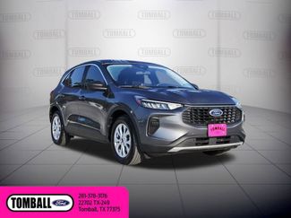Used 2023 Ford Escape Active image 1