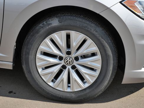 Certified 2020 Volkswagen Jetta S w/ Driver Assistance Package image 15