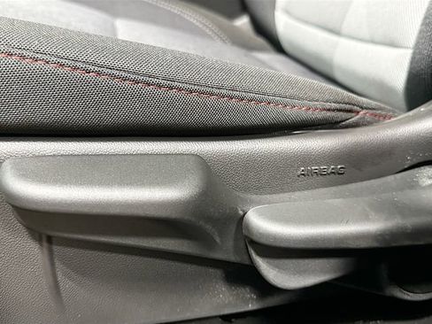 New 2026 Chevrolet Trax RS FWD image 21