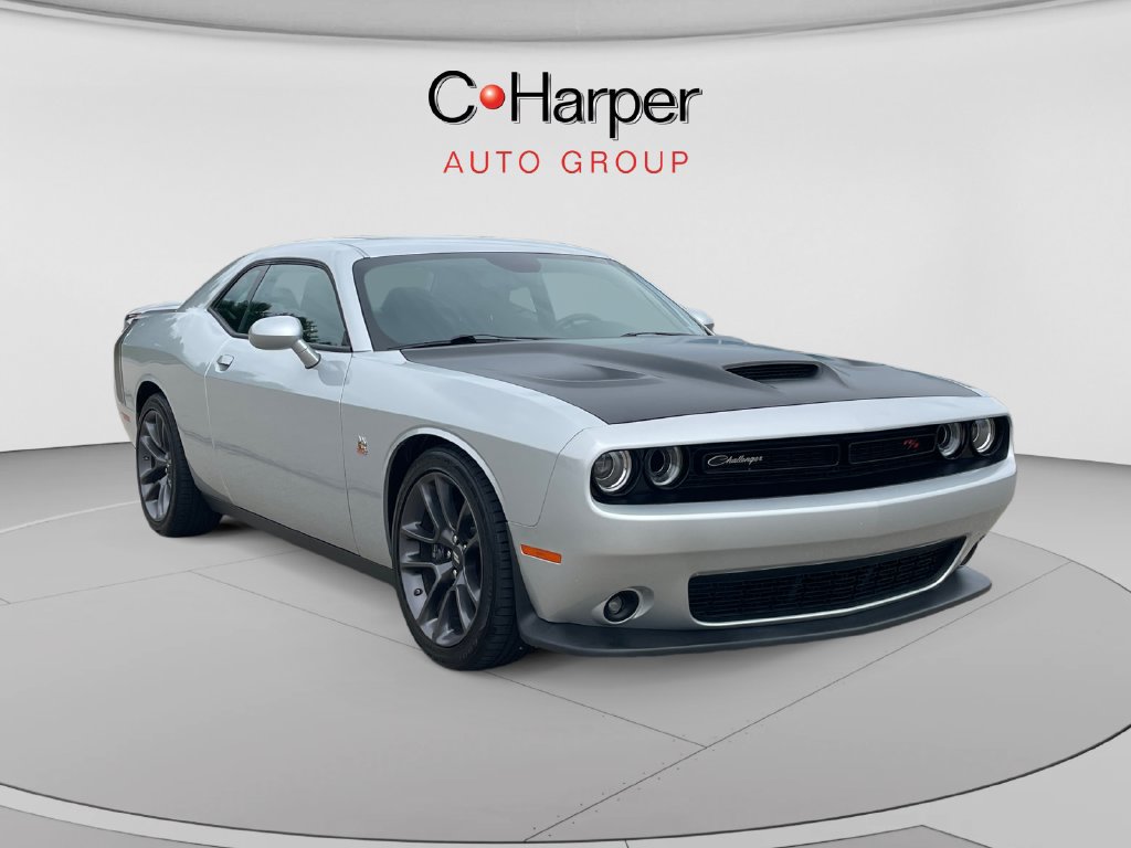 Used 2023 Dodge Challenger R/T Scat Pack RWD image 1