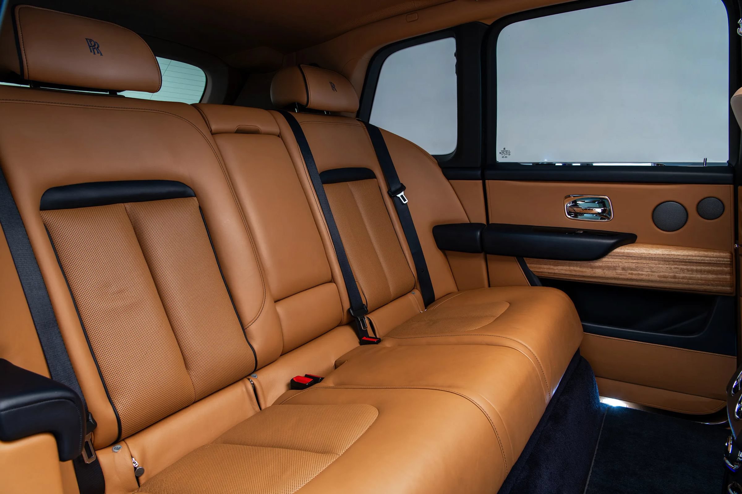 Used 2019 Rolls-Royce Cullinan AWD/4WD image 17