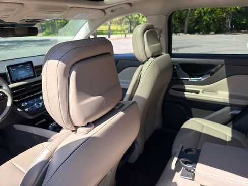 Used 2020 Lincoln Corsair Reserve w/ Equipment Group 201A AWD/4WD image 19