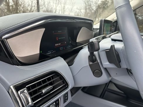 Used 2024 Lincoln Navigator L Black Label image 30